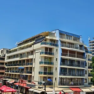 Kaya Apartment